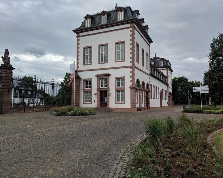 Schlossterrasse Schloß Philippsruhe Hanau